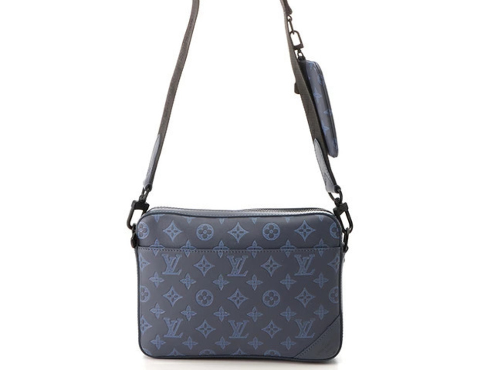 LOUIS VUITTON Duo Messenger Bag Monogram Giant